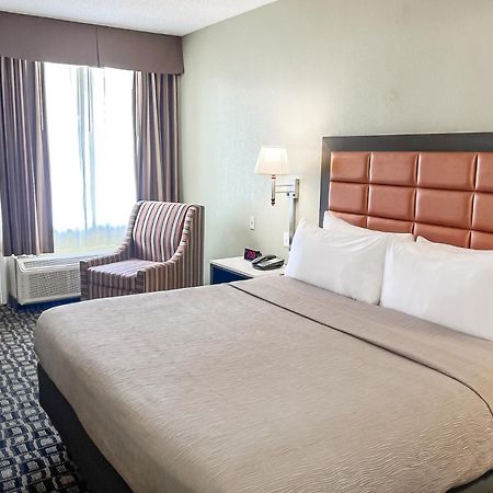 Quality Inn Airport - Cruise Port Tampa Eksteriør billede