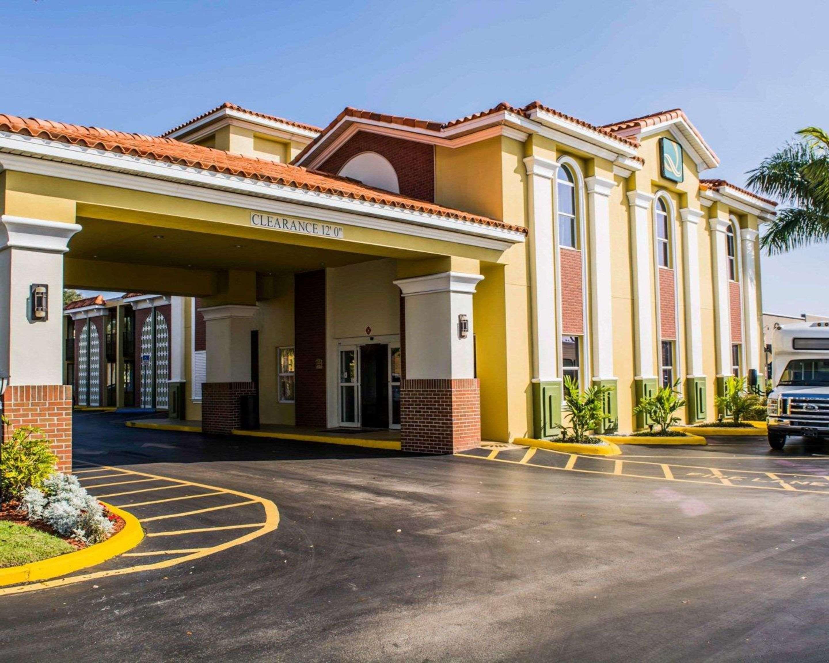 Quality Inn Airport - Cruise Port Tampa Eksteriør billede