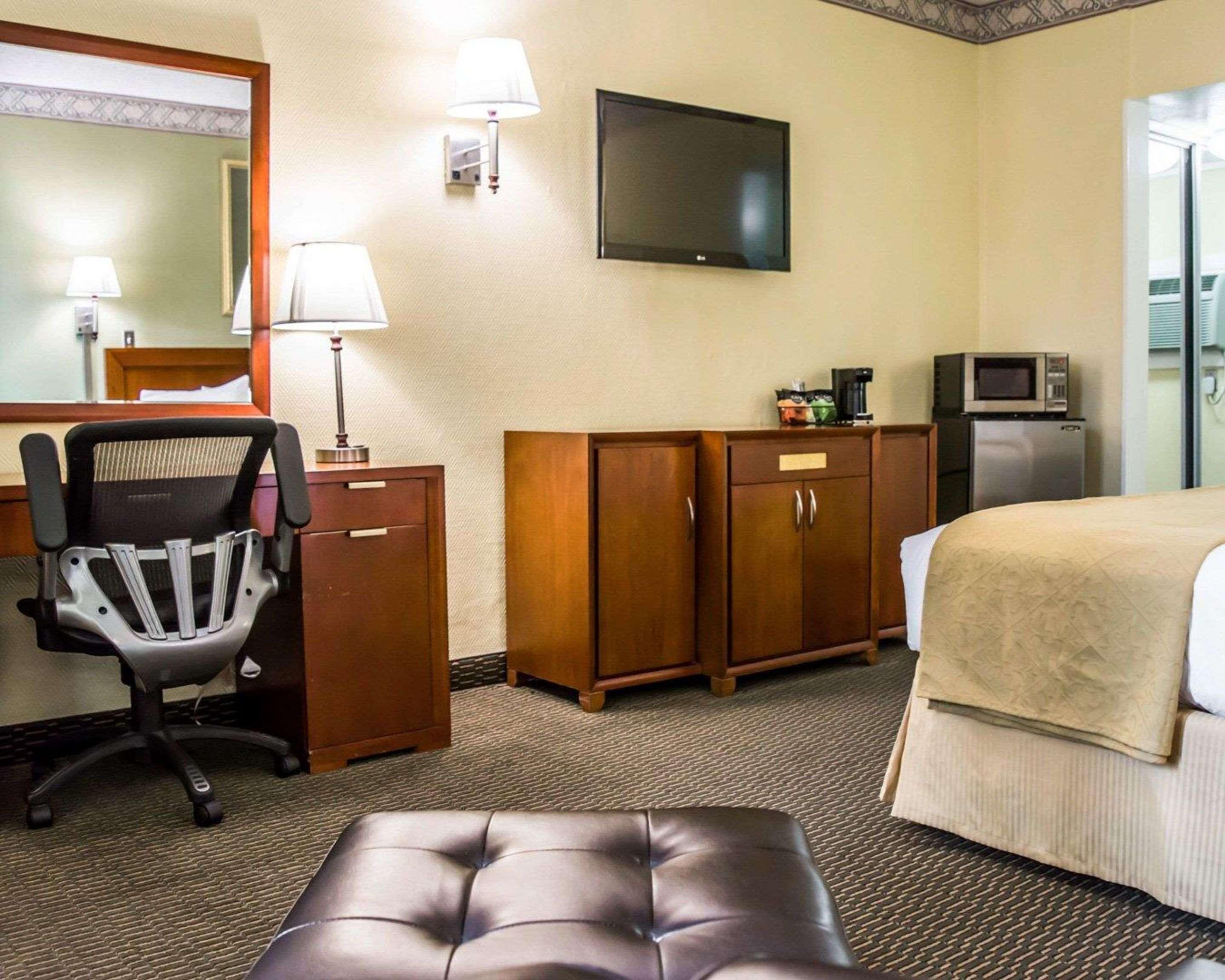Quality Inn Airport - Cruise Port Tampa Eksteriør billede