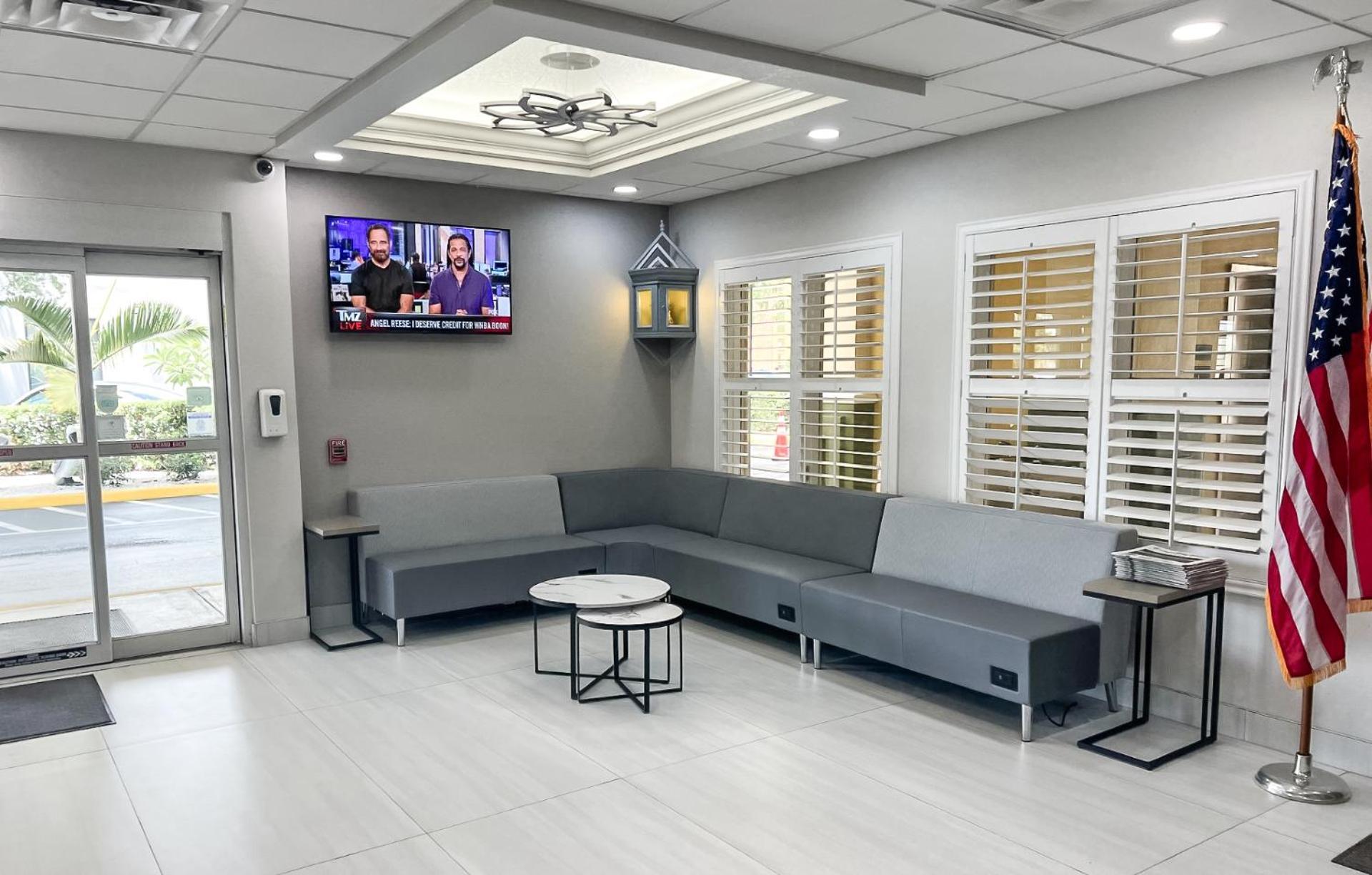 Quality Inn Airport - Cruise Port Tampa Eksteriør billede