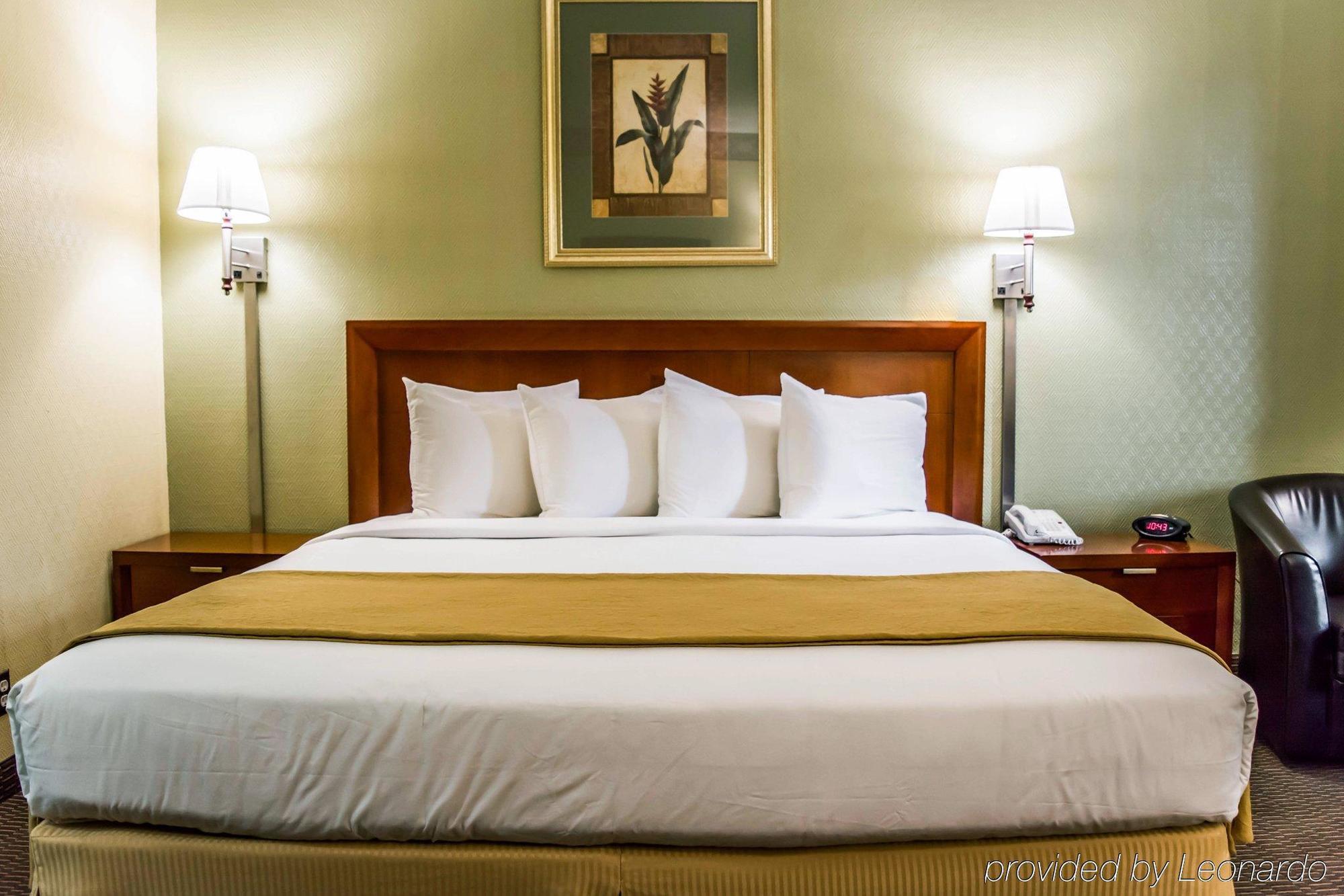 Quality Inn Airport - Cruise Port Tampa Eksteriør billede